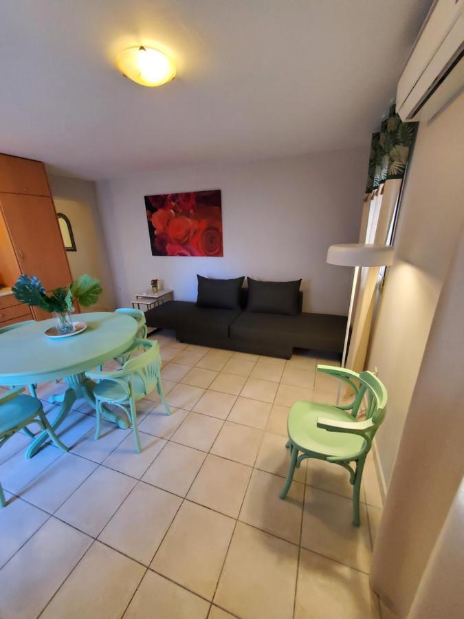 Nona Marina Apartment อาร์กอสโตลี ภายนอก รูปภาพ